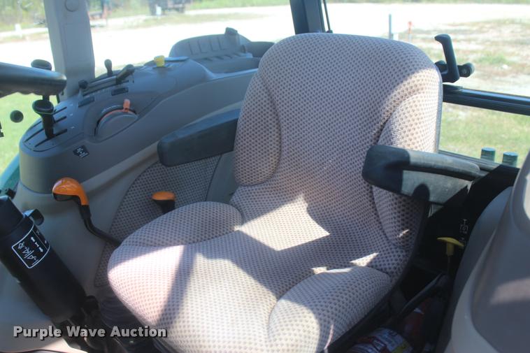 image for item L4824 2013 John Deere 5085E MFWD tractor