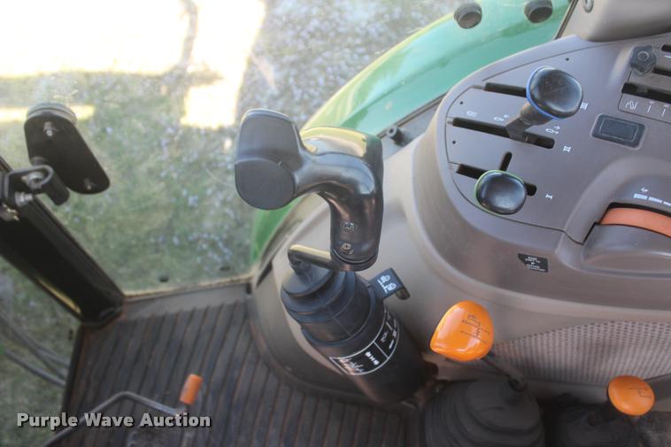 image for item L4824 2013 John Deere 5085E MFWD tractor