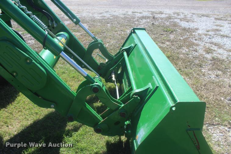 image for item L4824 2013 John Deere 5085E MFWD tractor