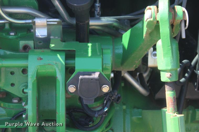 image for item L4824 2013 John Deere 5085E MFWD tractor