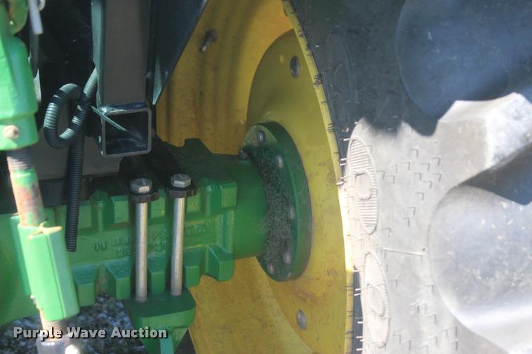 image for item L4824 2013 John Deere 5085E MFWD tractor