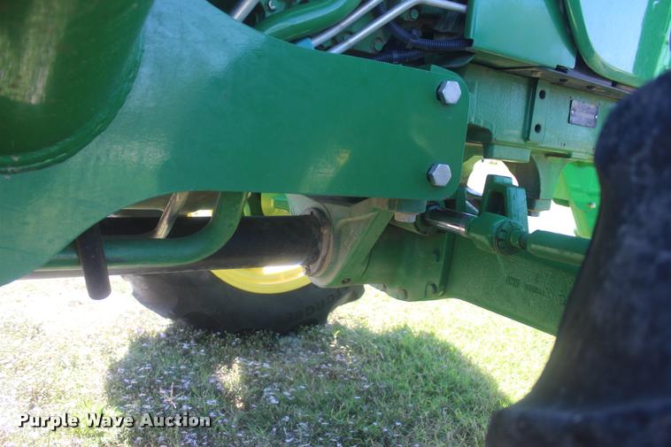 image for item L4824 2013 John Deere 5085E MFWD tractor