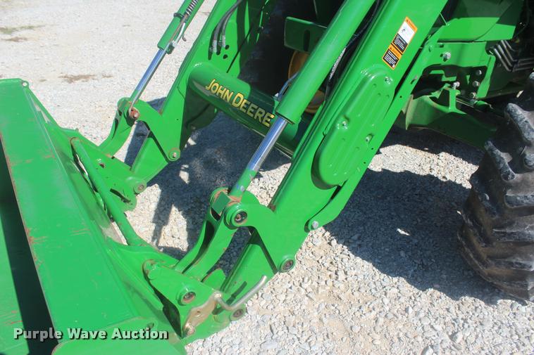 image for item L4826 2013 John Deere 6130D MFWD tractor