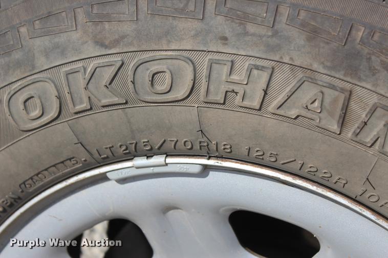 image for item L4827 2012 Chevrolet Silverado 2500HD Crew Cab pickup truck