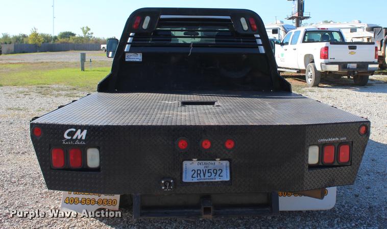 image for item L4828 2012 Chevrolet Silverado 3500HD Crew Cab flatbed pickup truck