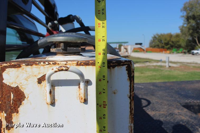 image for item L4829 2011 Chevrolet Silverado 3500HD Crew Cab flatbed pickup truck