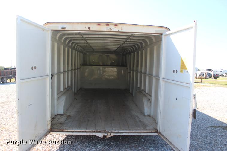 image for item L4830 2007 WW enclosed cargo trailer