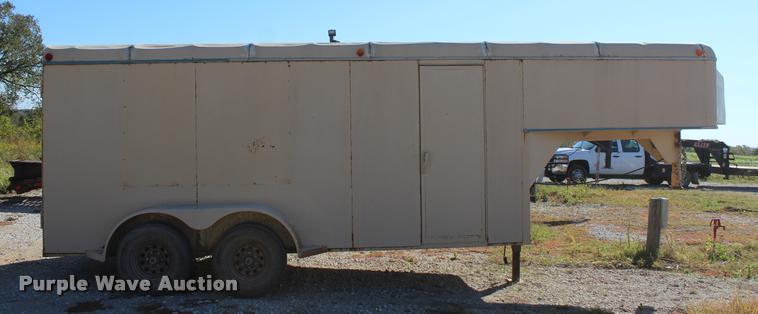 image for item L4831 1994 WW enclosed cargo trailer