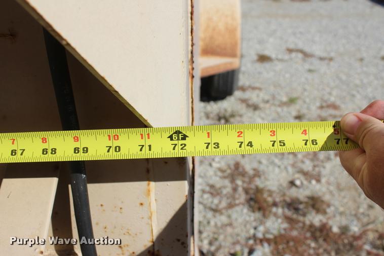 image for item L4831 1994 WW enclosed cargo trailer