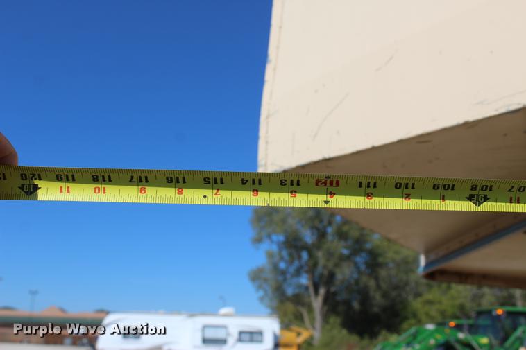 image for item L4831 1994 WW enclosed cargo trailer