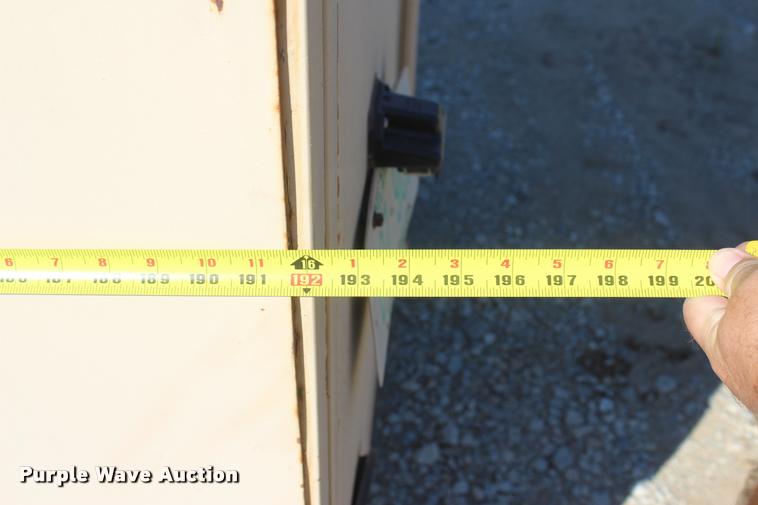 image for item L4831 1994 WW enclosed cargo trailer