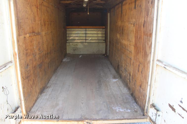 image for item L4831 1994 WW enclosed cargo trailer