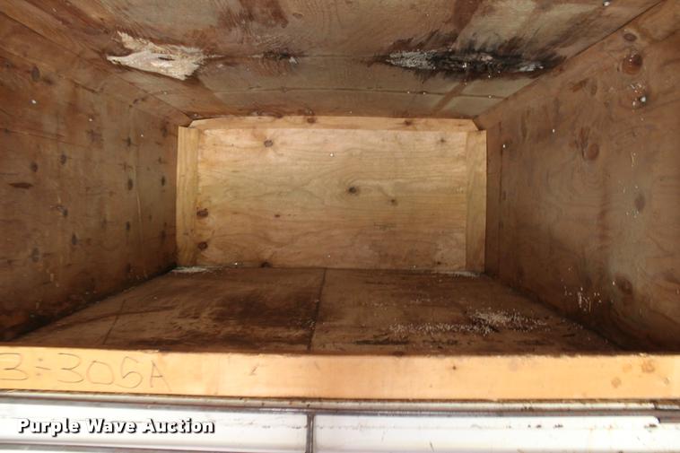image for item L4831 1994 WW enclosed cargo trailer