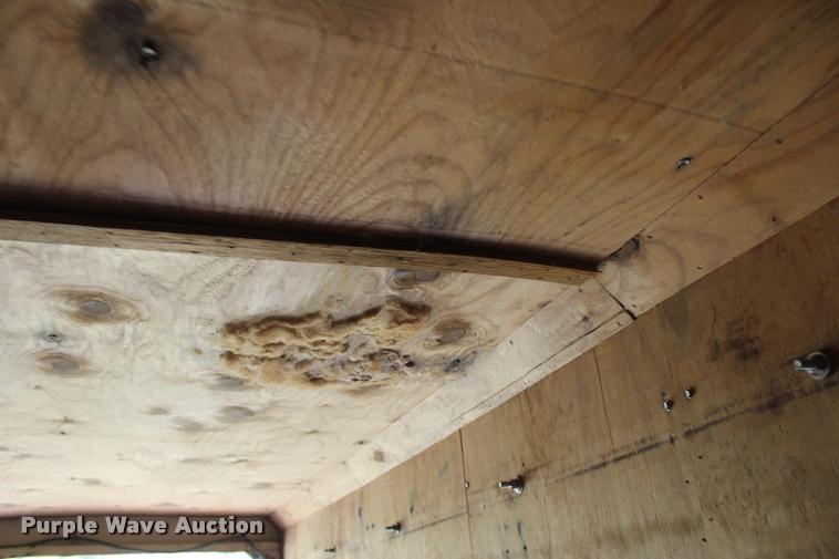 image for item L4831 1994 WW enclosed cargo trailer