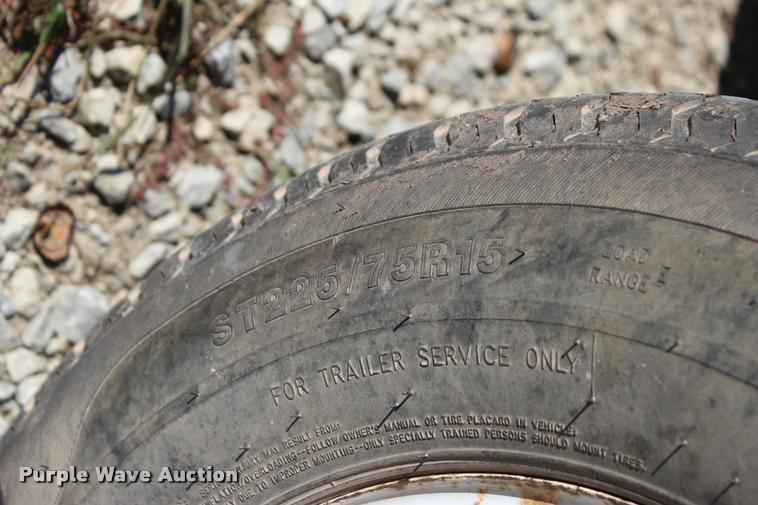 image for item L4831 1994 WW enclosed cargo trailer