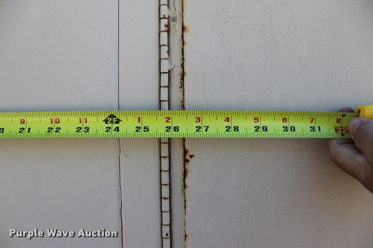 image for item L4831 1994 WW enclosed cargo trailer