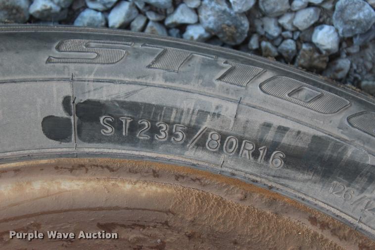 image for item L4836 2013 Elite Flex Control 32 equipment trailer