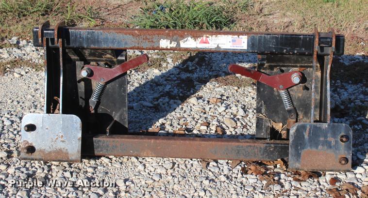 image for item L4842 Tri-L quick attach