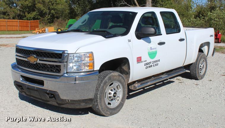 image for item L4843 2013 Chevrolet Silverado 2500HD Crew Cab pickup truck
