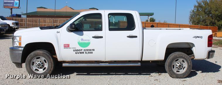 image for item L4843 2013 Chevrolet Silverado 2500HD Crew Cab pickup truck