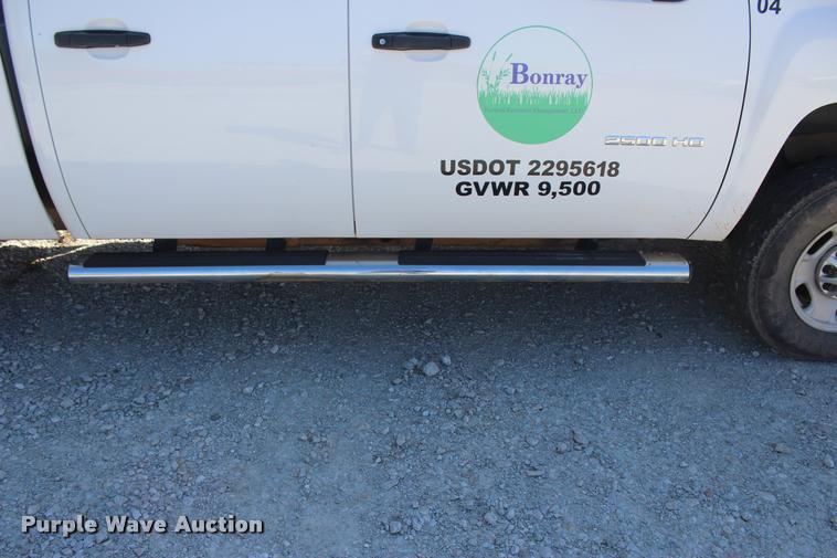 image for item L4843 2013 Chevrolet Silverado 2500HD Crew Cab pickup truck