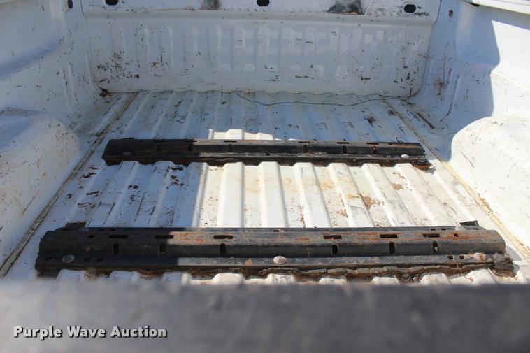 image for item L4843 2013 Chevrolet Silverado 2500HD Crew Cab pickup truck