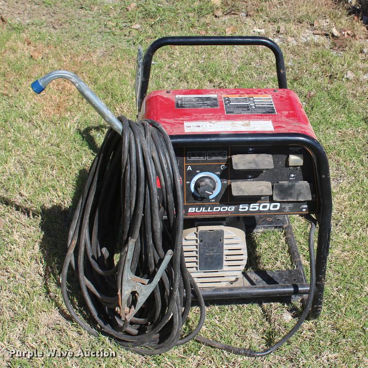 image for item L4844 2015 Lincoln Bulldog 5500 welder