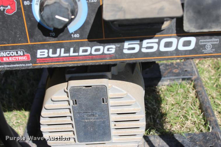 image for item L4844 2015 Lincoln Bulldog 5500 welder