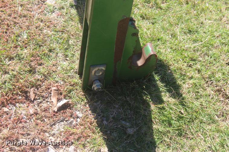 image for item L4847 John Deere quick attach