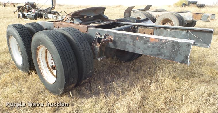 image for item AP9612 International truck rear end