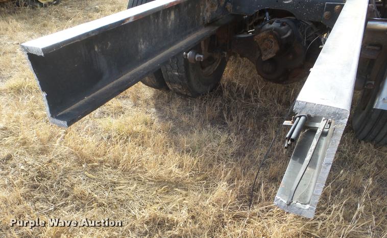 image for item AP9612 International truck rear end