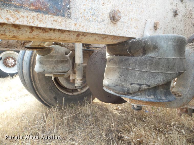 image for item AP9613 Mack truck rear end