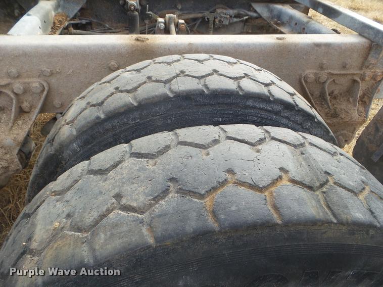 image for item AP9613 Mack truck rear end