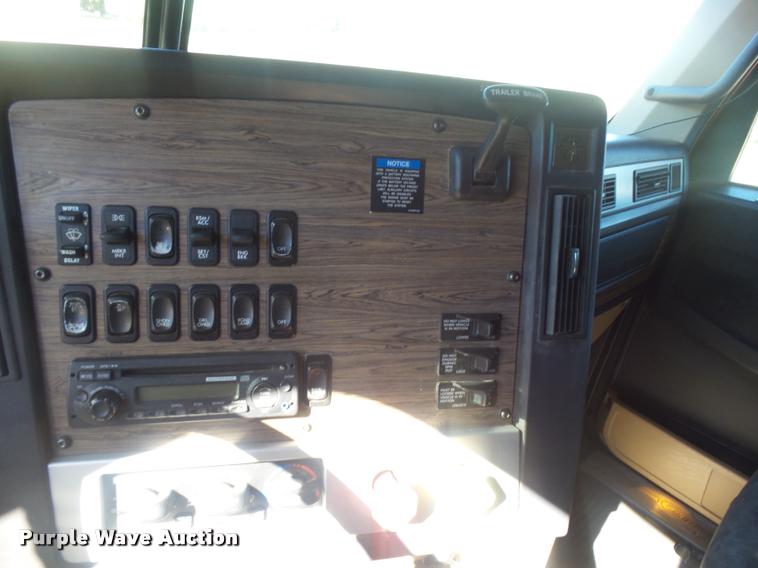 image for item BU9791 2011 Freightliner Coronado 132 semi truck