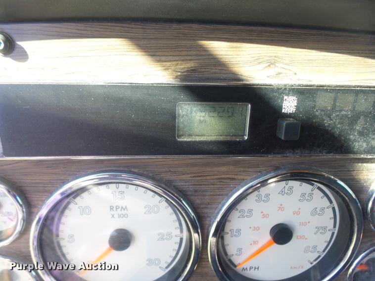 image for item BU9791 2011 Freightliner Coronado 132 semi truck