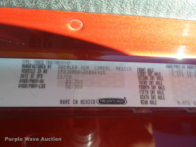 image for item BU9791 2011 Freightliner Coronado 132 semi truck