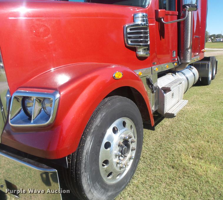 image for item BU9791 2011 Freightliner Coronado 132 semi truck