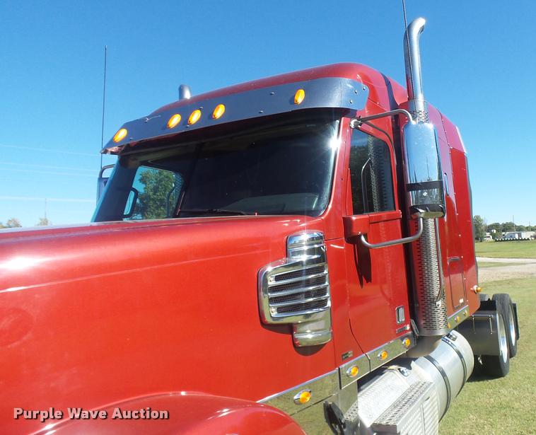 image for item BU9791 2011 Freightliner Coronado 132 semi truck