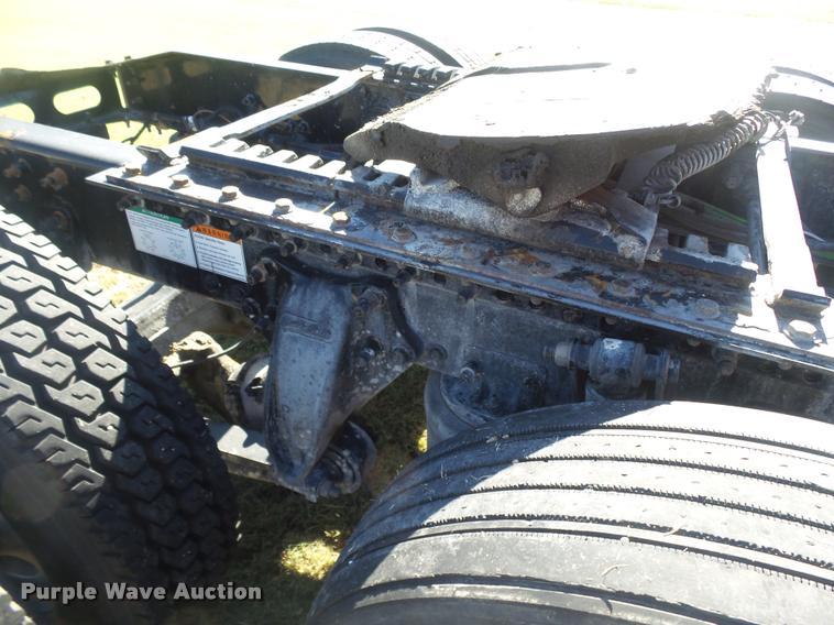 image for item BU9791 2011 Freightliner Coronado 132 semi truck