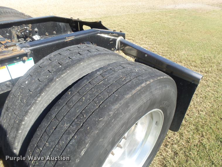 image for item BU9791 2011 Freightliner Coronado 132 semi truck