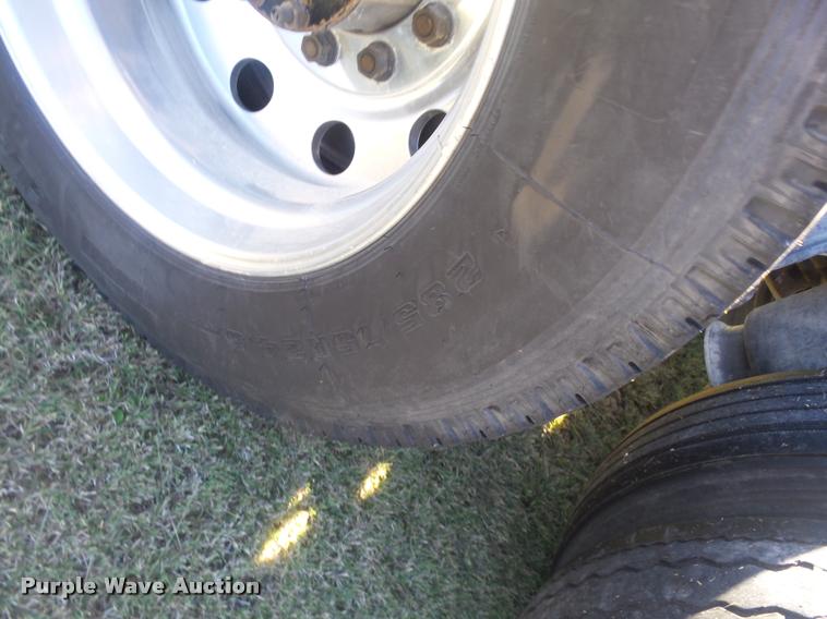 image for item BU9791 2011 Freightliner Coronado 132 semi truck