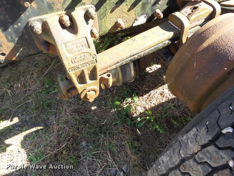 image for item BZ9864 1979 Peterbilt 359 semi truck