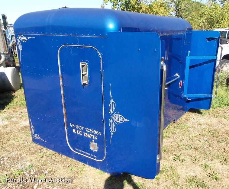 image for item BZ9864 1979 Peterbilt 359 semi truck