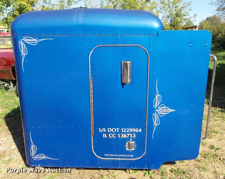 image for item BZ9864 1979 Peterbilt 359 semi truck