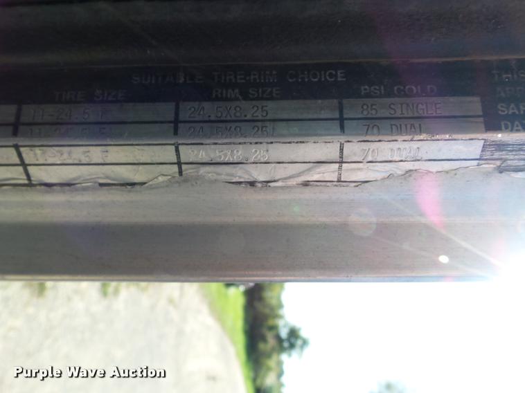 image for item BZ9864 1979 Peterbilt 359 semi truck