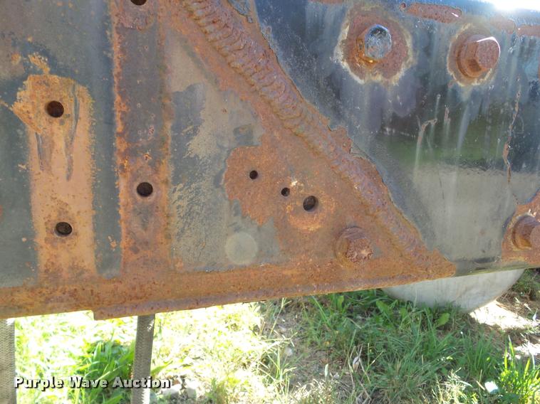 image for item BZ9864 1979 Peterbilt 359 semi truck