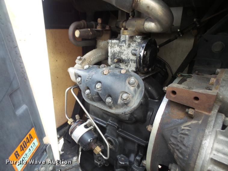 image for item DA3927 1998 Utility VSZR refrigerated van trailer