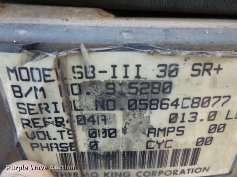 image for item DA3927 1998 Utility VSZR refrigerated van trailer