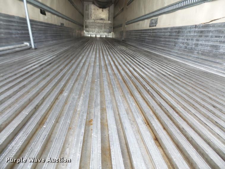 image for item DA3927 1998 Utility VSZR refrigerated van trailer