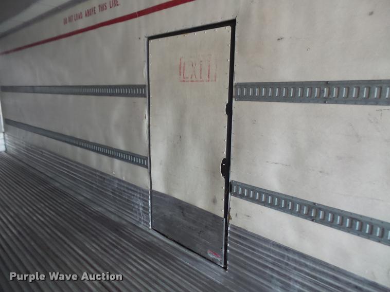 image for item DA3927 1998 Utility VSZR refrigerated van trailer